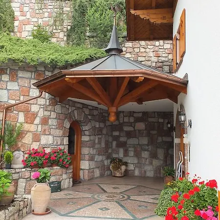 Donini Alfredo Apartamento *